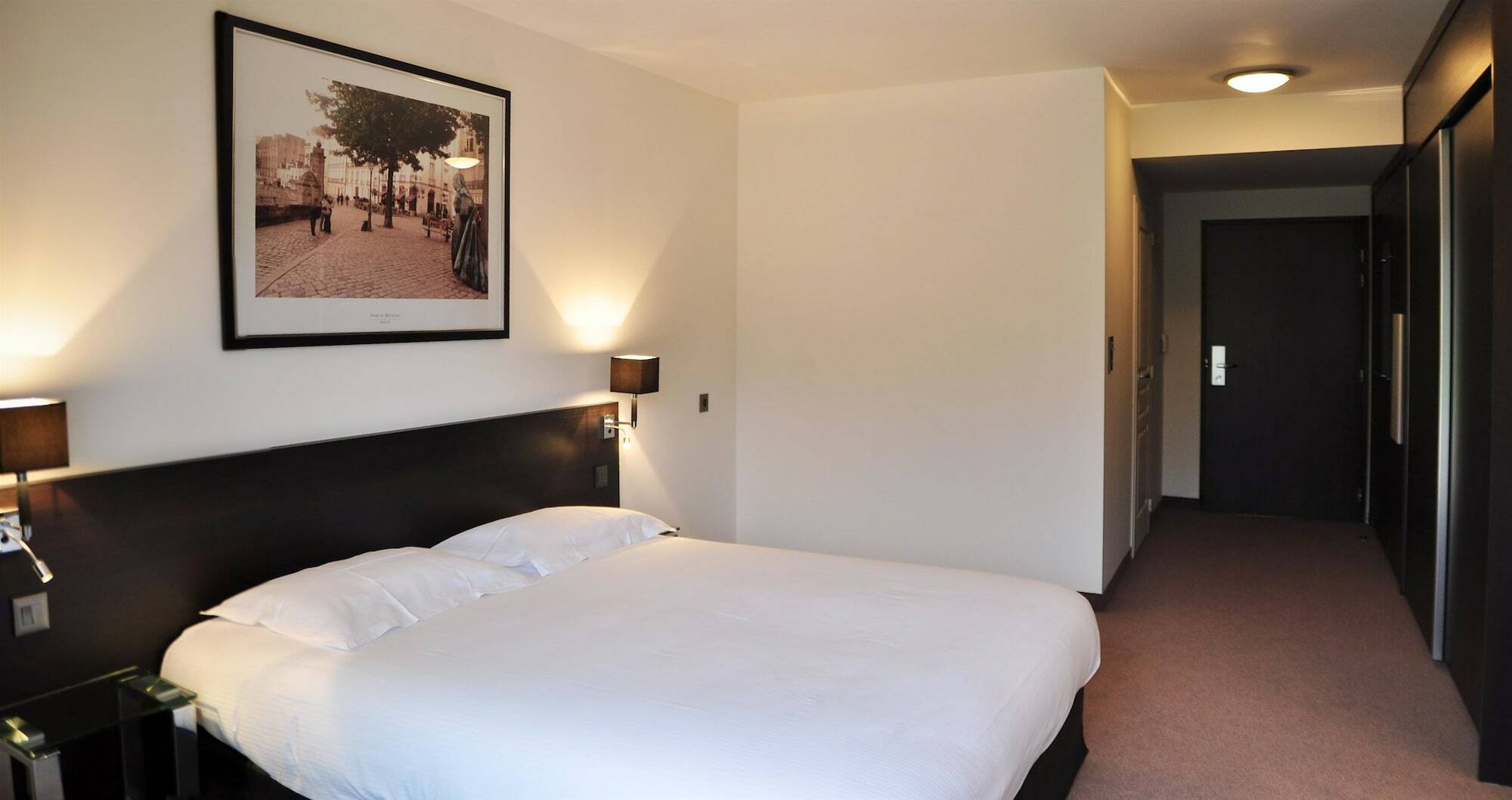 Golden Tulip Nantes Carquefou Suite Bagian luar foto